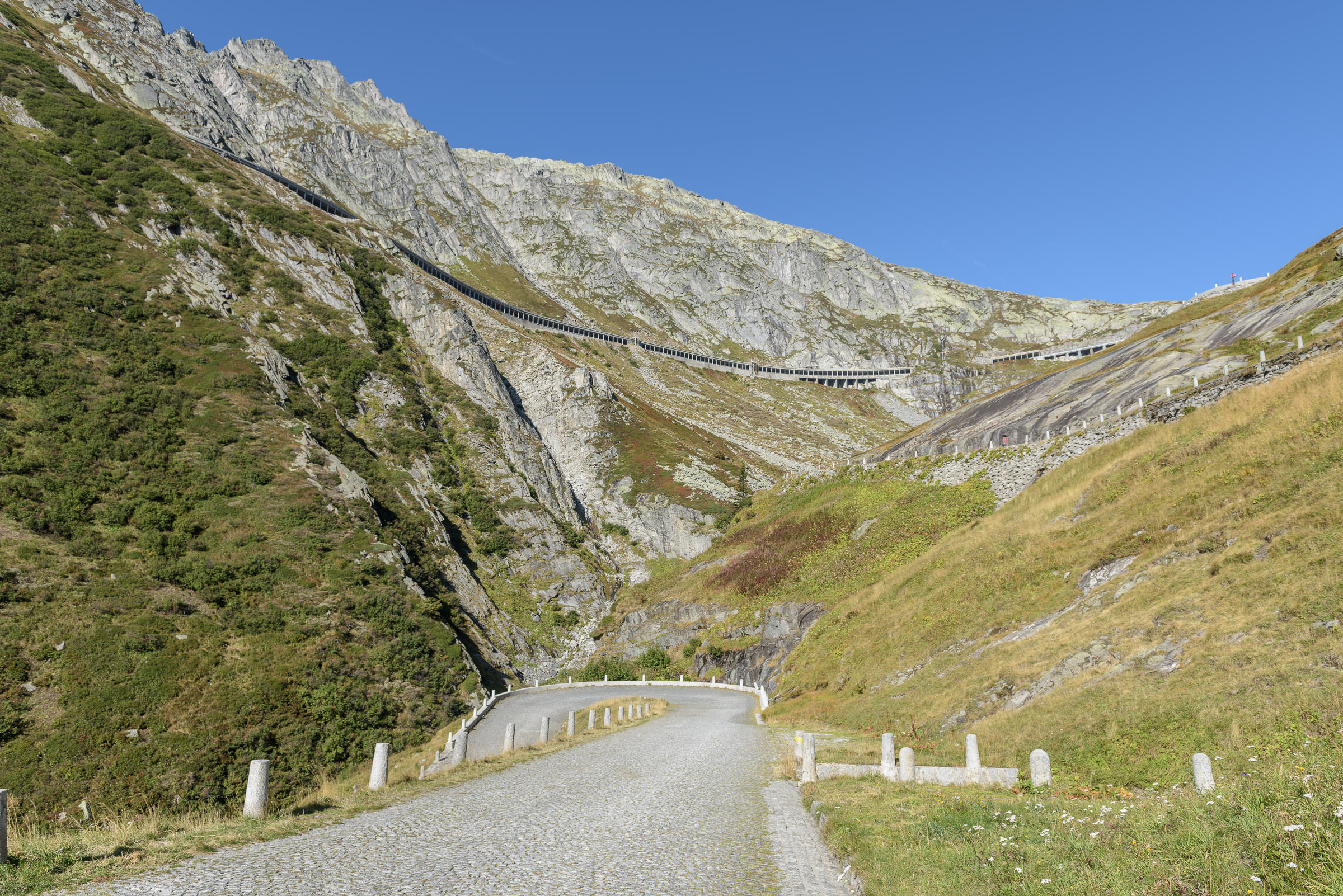 Passo San Gottardo<a style='color:#1fa67a !important; margin-left:1em;' href='http://maps.google.com/maps?q=46.548066666667,8.5679111111117 ' target=_blank>Map</a>