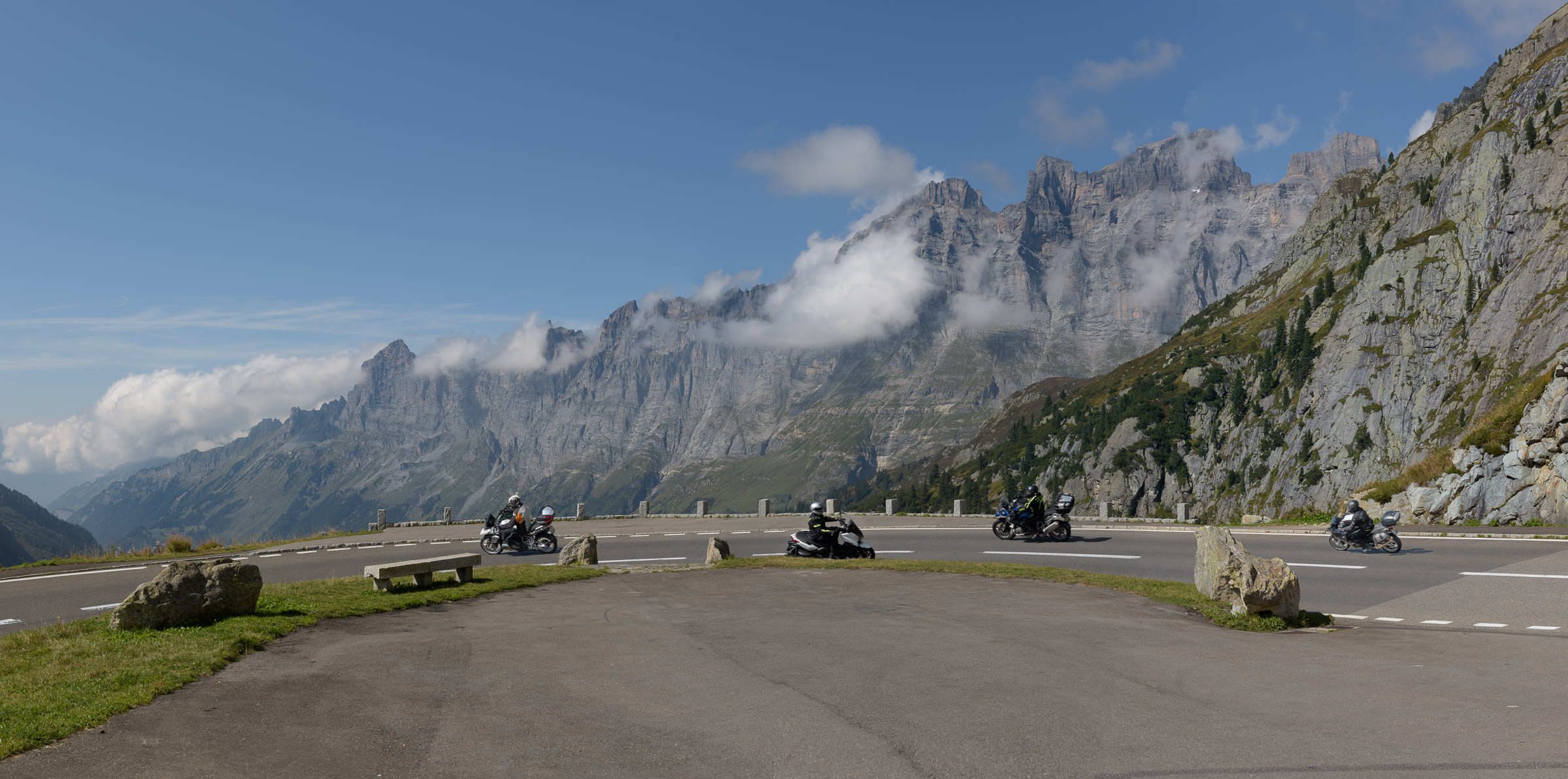 Sustenpass<a style='color:#1fa67a !important; margin-left:1em;' href='http://maps.google.com/maps?q=46.731945,8.4202783333333 ' target=_blank>Map</a>
