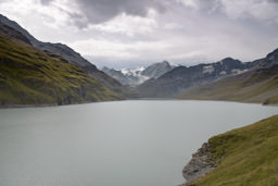 Lac des Dix<a style='color:red!important; margin-left:1em;' href='http://maps.google.com/maps?q=46.078661111112,7.3987361111117 ' target=_blank>Map</a>